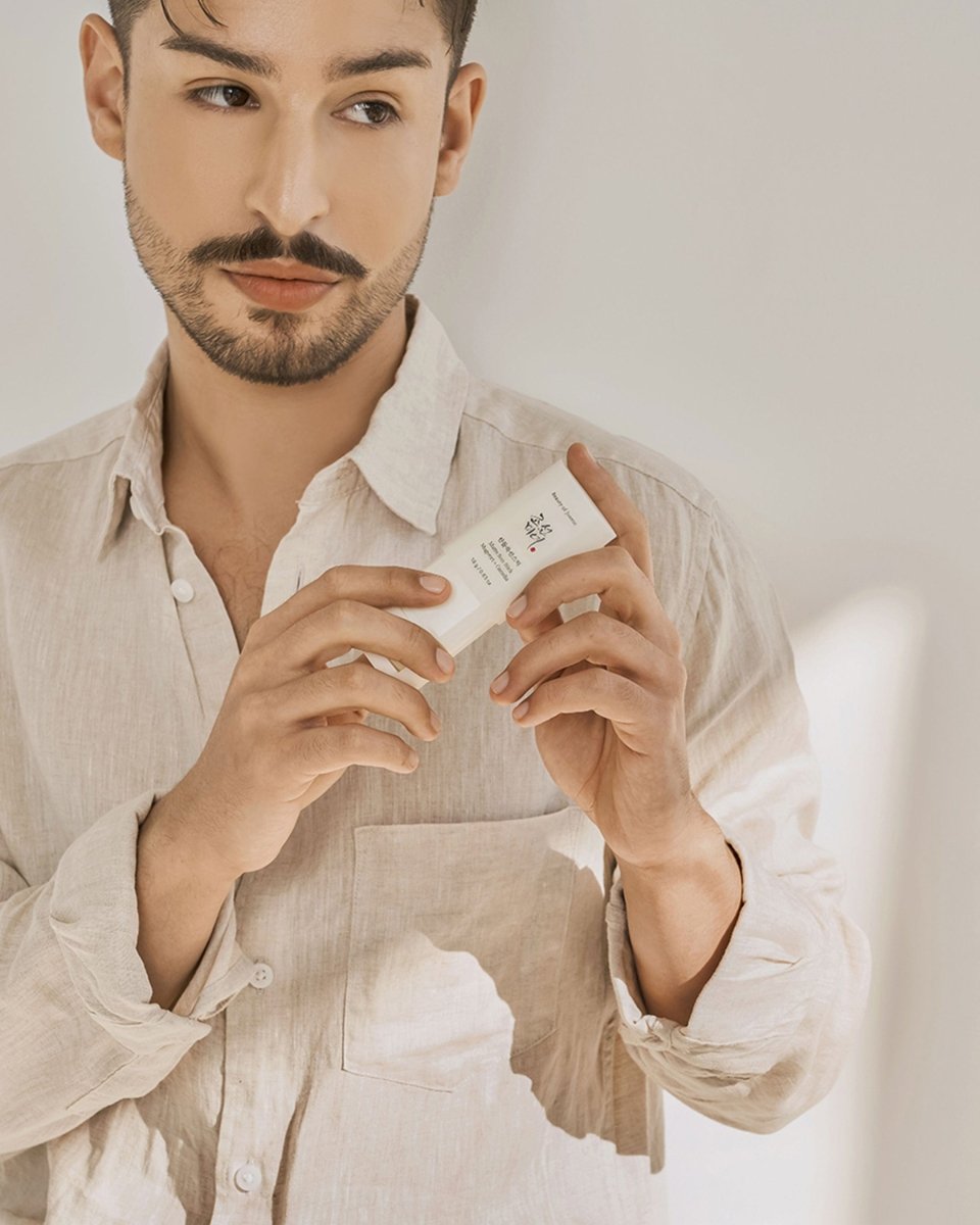 بيوتي أوف جوسون ستيك واقي شمس غير لامع بالماغورت والكاميليا - 18 جرام | Beauty of Joseon Matte Sun Stick: Mugwort + Camellia - 18g 18 غم - EROS STORE