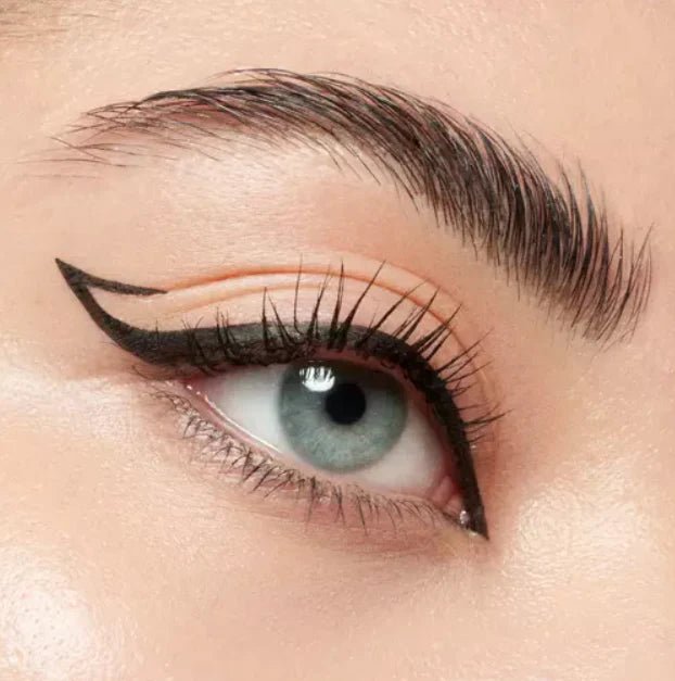 Catrice Curl It Volume & Curl Mascara No.010 | كاتريس ماسكارا لتكثيف وقلب الرموش رقم 010 - EROS STORE