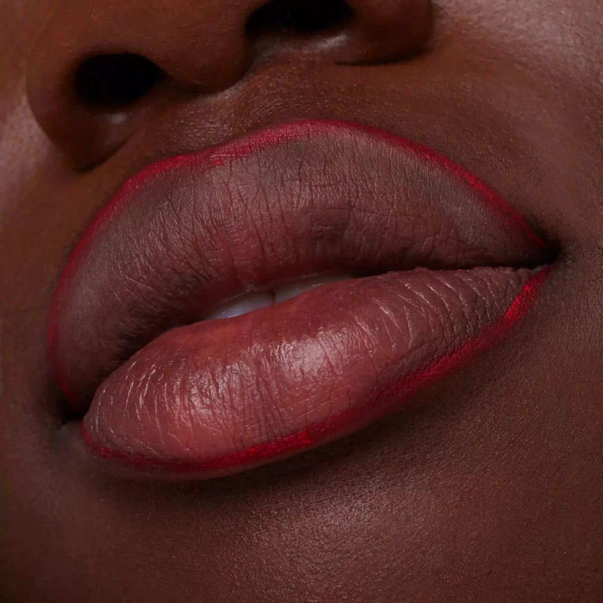 Essence 8H Matte Comfort Lipliner | ايسنس محدد شفاه مات 1 - EROS STORE