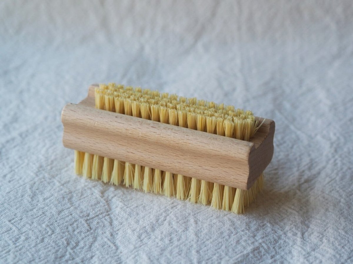 فرشاة أظافر متينة للغاية بشعيرات الصبار من هيدريا لندن | Hydrea London Ultra Durable Nail Brush with Cactus Bristles - EROS STORE
