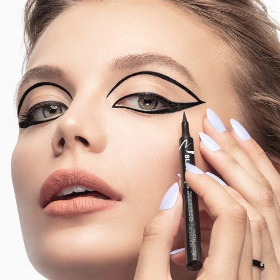 قلم تحديد العيون باللون الأسود من باستيل | Pastel Black Eyeliner Pencil - EROS STORE