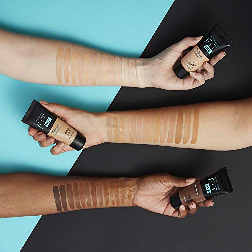 كريم أساس فت مي للبشرة الدهنية والمختلطة من ميبلين | Maybelline Fit Me Foundation for Oily and Combination Skin FAIR IVORY 102 - EROS STORE