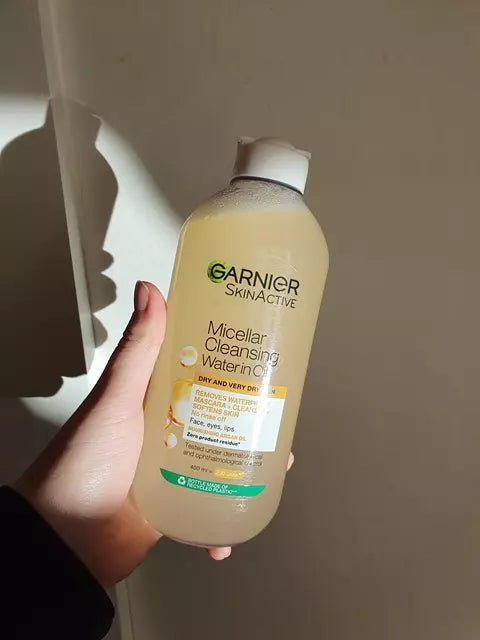 ماء ميسيلار المنظف غني بالزيت من غارنييه | Garnier Micellar Cleansing Water in Oil 400 مل - EROS STORE