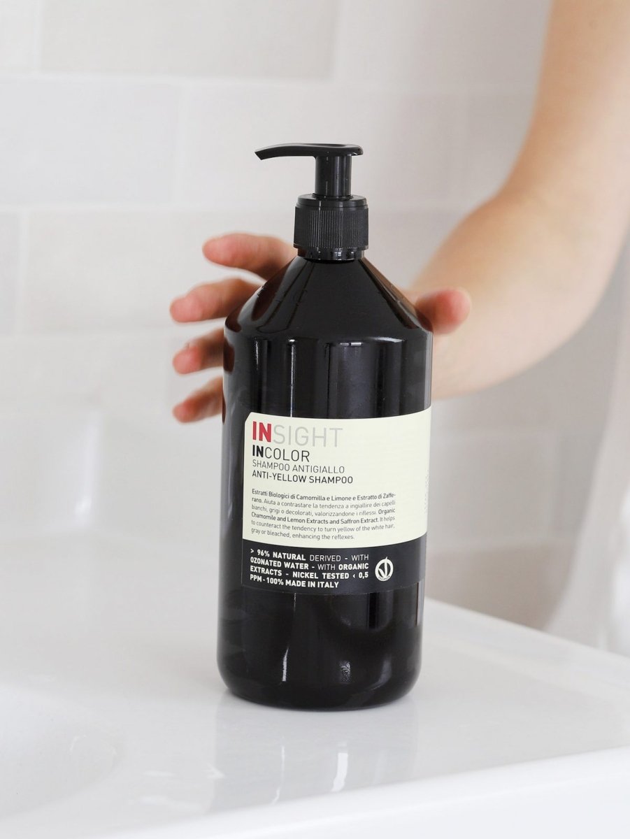 شامبو إنسايت للشعر المصبوغ باللون الرمادي | INSIGHT Colored Hair Grey Shampoo 900 مل - EROS STORE
