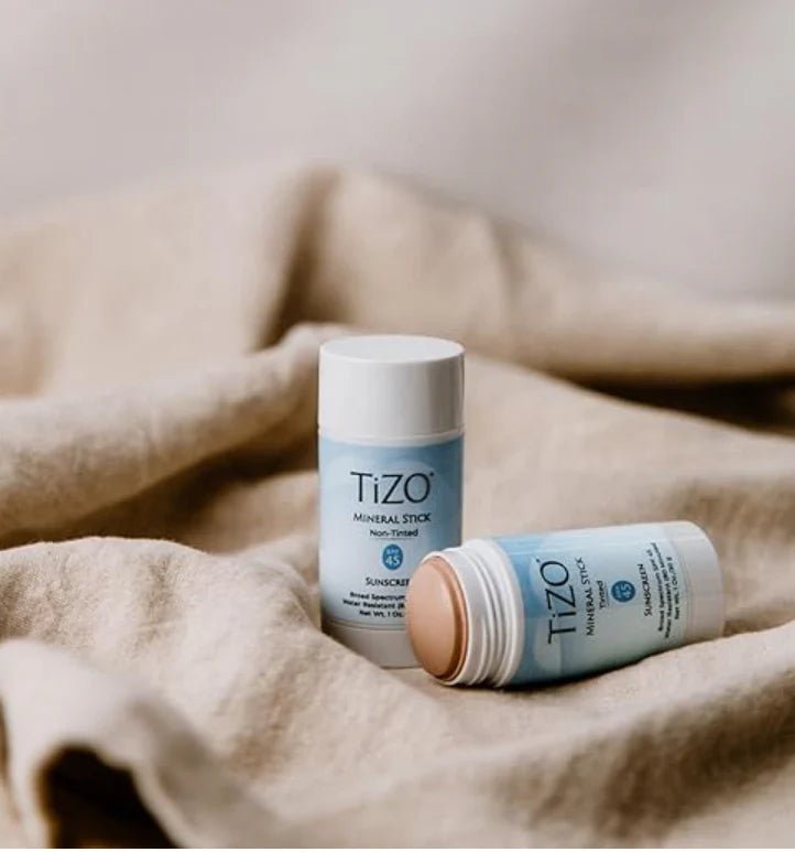 Tizo Mineral Stick Tinted SPF 45 - 30g | تايزو ستيك واقي شمسي معدني ملونة spf 45 - 30 غرام 30 g - EROS STORE