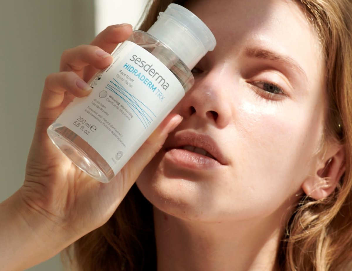 تونر مفتح هيدراديرم TRX من سيسديرما | Sesderma Hidraderm TRX Facial Toner 200 مل - EROS STORE
