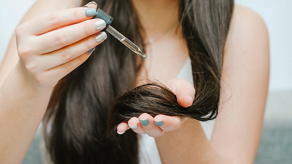 زيت تقوية فروة الرأس والشعر بإكليل الجبل والنعناع من ميلي | Mielle Rosemary Mint Scalp & Hair Strengthening Oil 60 مل - EROS STORE