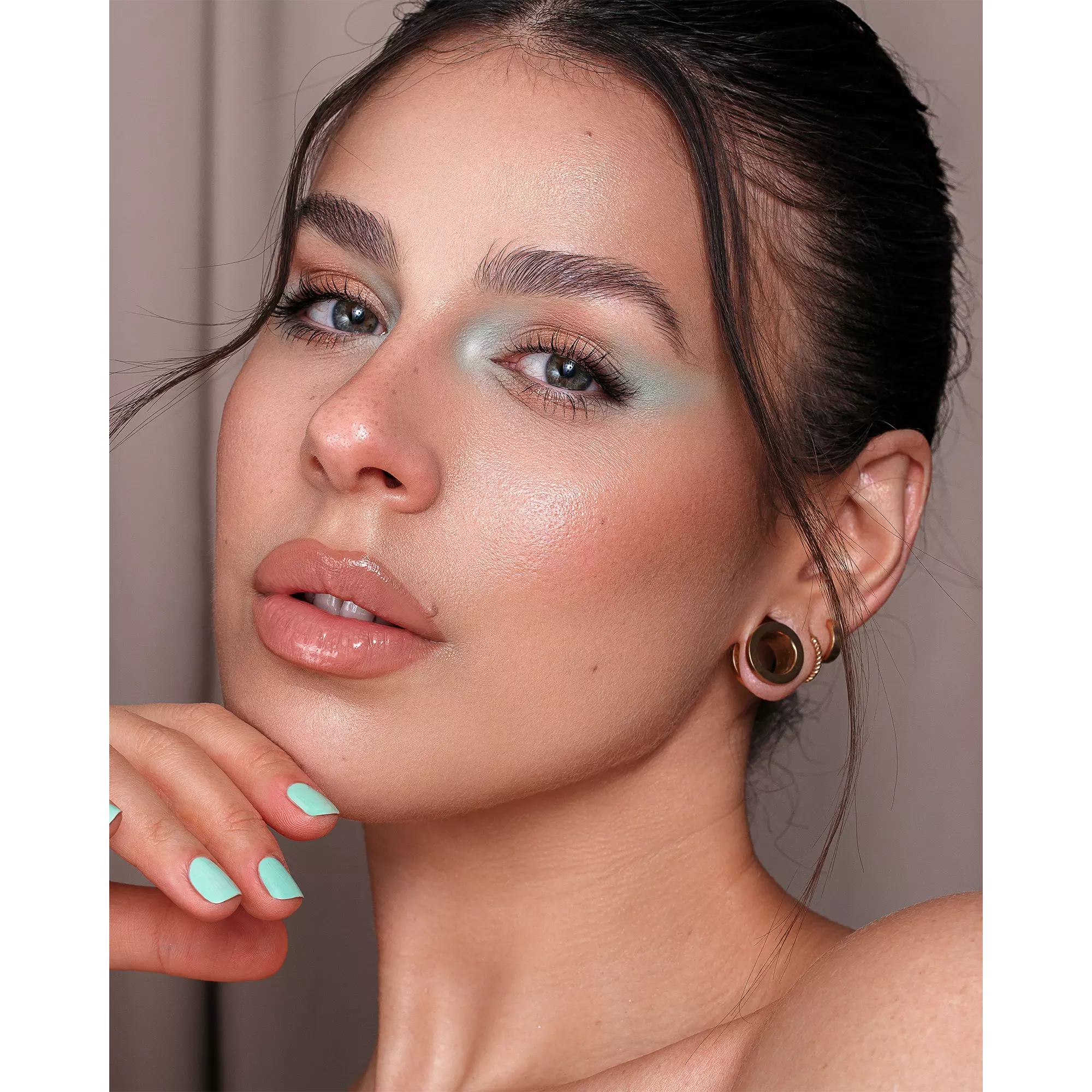 Catrice Super Glue Brow Styling Gel No.010 | كاتريس جل للحواجب - رقم 010