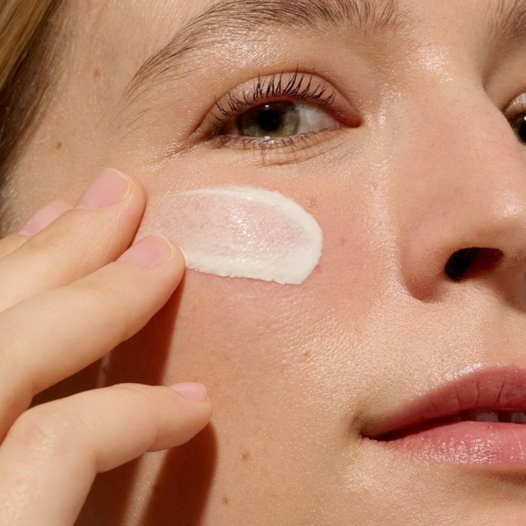 سيروم إيزيس فارما يوفي بلوك الواقي من الشمس SPF50 | ISIS PHARMA Uveblock Sun Serum SPF50 28ml