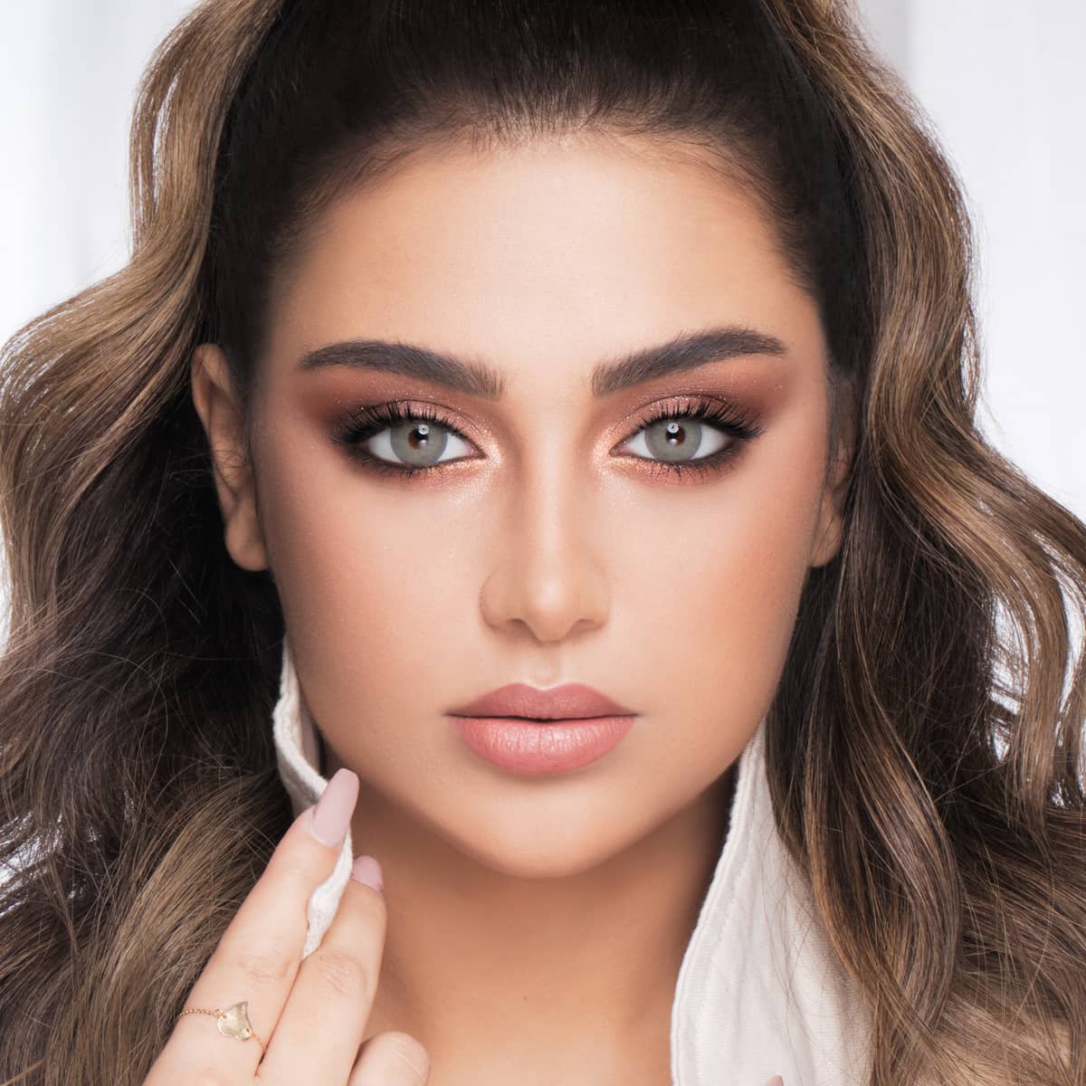 عدسات لومينوس الشهرية دازلن كرين - EROS STORE