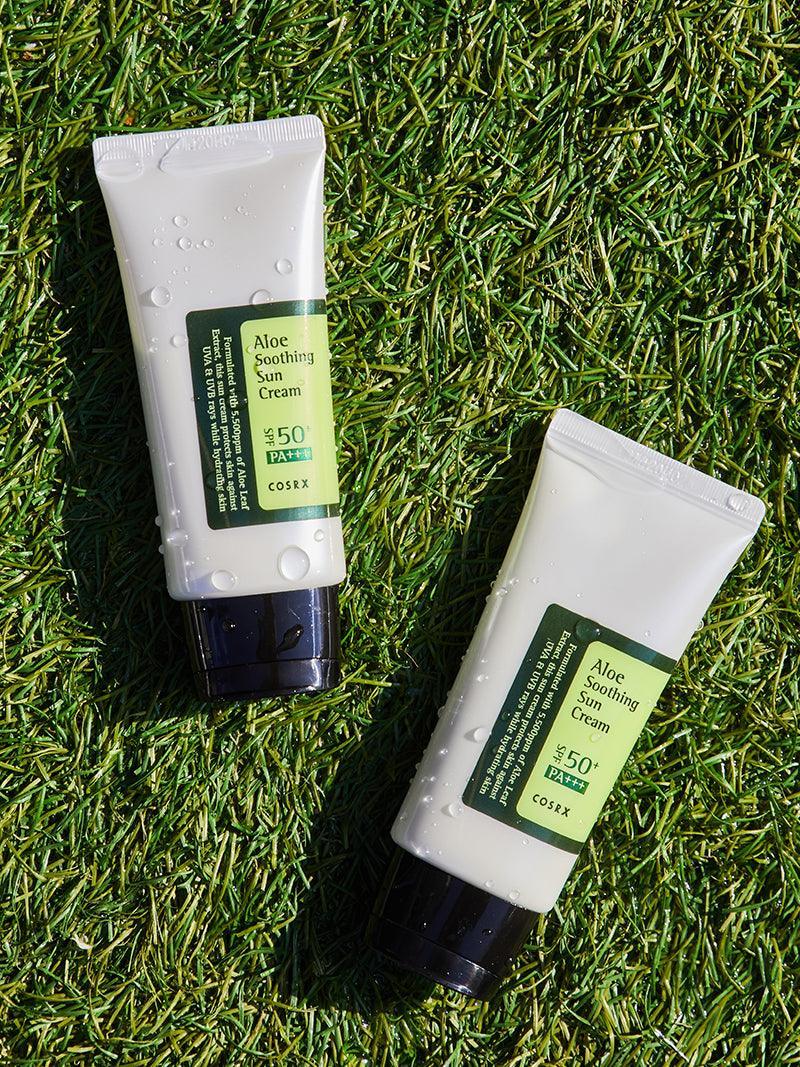 صورة رسمية كريم الشمس المهدئ بالصبار SPF50+/PA+++ من كوزركس