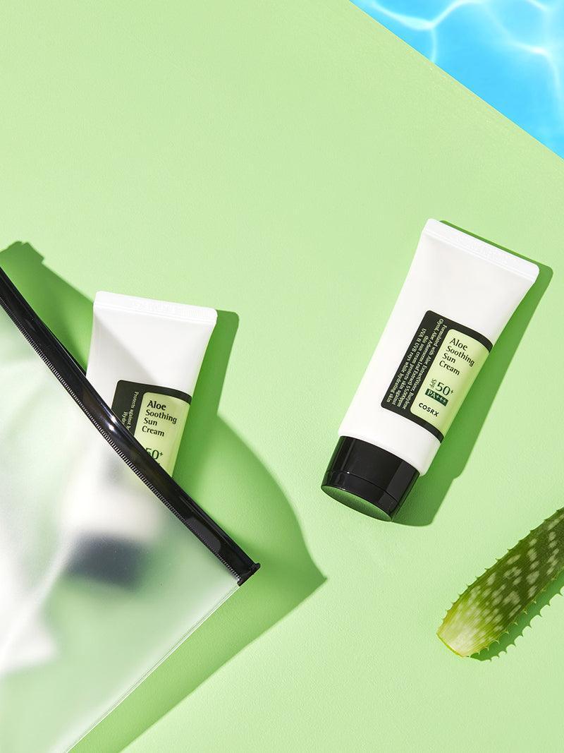صورة رسمية كريم الشمس المهدئ بالصبار SPF50+/PA+++ من كوزركس