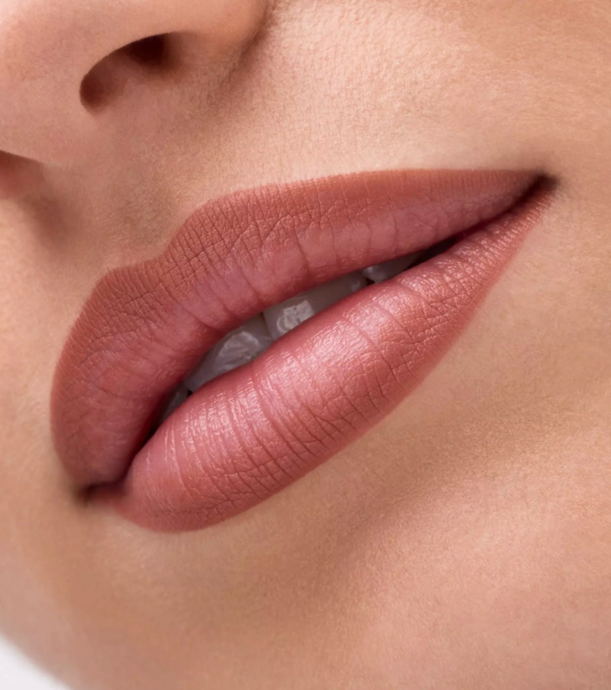 Catrice Gel Glide Long Lasting Lip Liner - 1.5g | كاتريس قلم تحديد الشفاه - 1.5 غرام