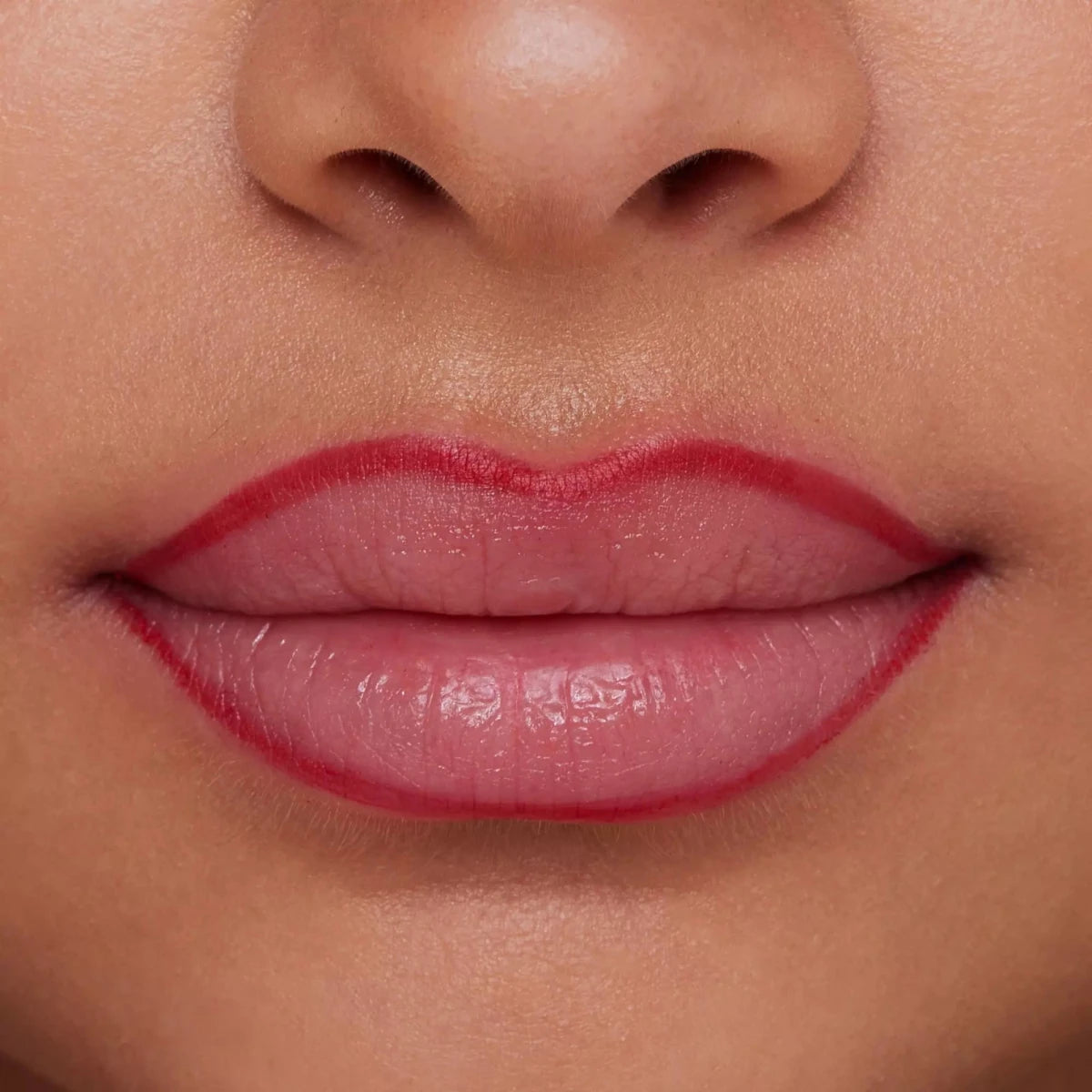 Essence 8H Matte Comfort Lipliner | ايسنس محدد شفاه مات 1 - EROS STORE