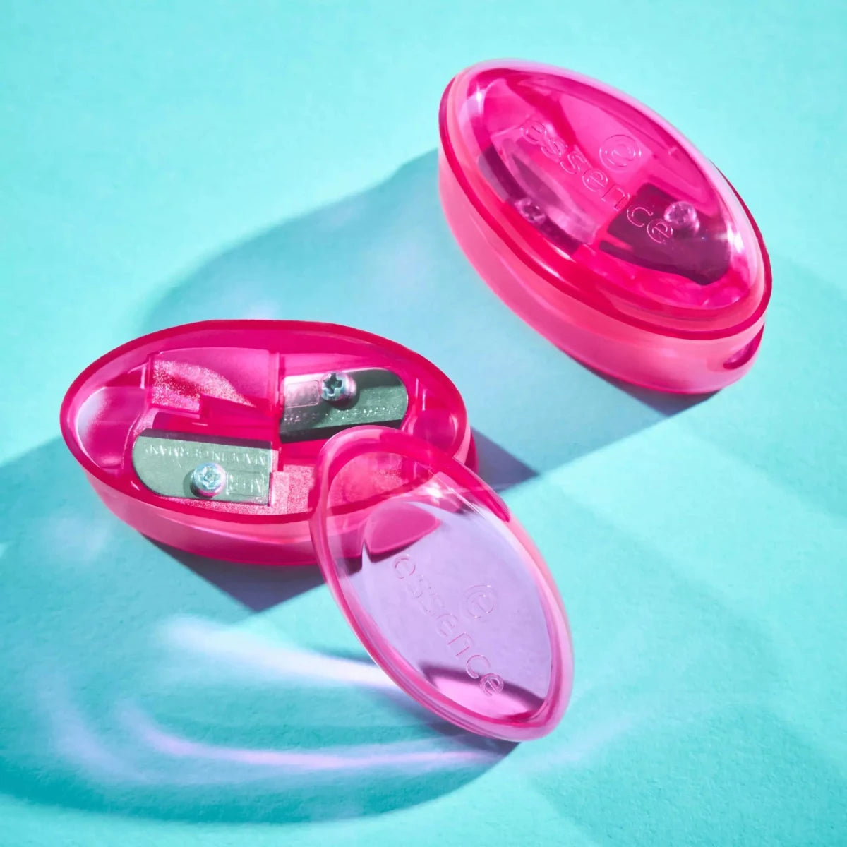 Essence duo sharpener | مبراة مزدوجة للأقلام الرفيعة والعريضة - EROS STORE