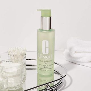 غسول الوجه السائل من كلينيك للبشرة المختلطة | Clinique Liquid Facial Soap for Combination Skin 200 مل - EROS STORE