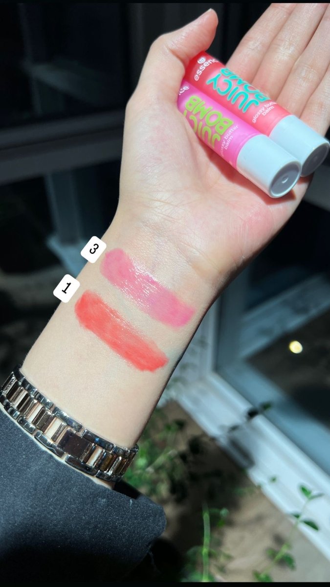 Lip Balm Juicy Bomb | ايسنس مرطب شفاه بطعم الفواكه 01 - One In A Melon - EROS STORE