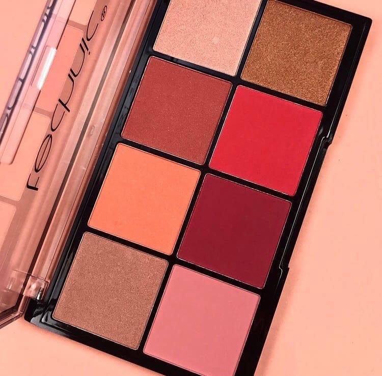 لوحة أحمر خدود وإضاءة مثالية من تكنك | Technic Blush & Highlight Palette - EROS STORE