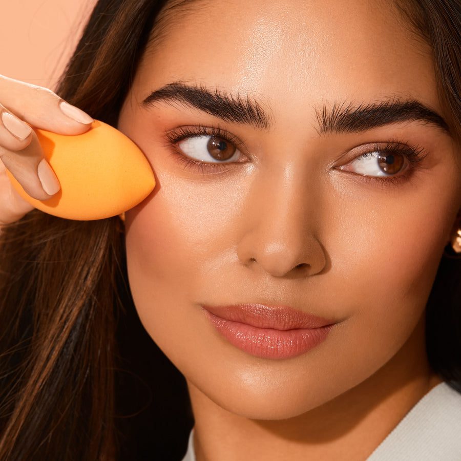 مجموعة سفنجات للمكياج ميراكيل كومبلكشن من ريال تيكنيك برتقالي 4 قطع | Real Techniques Miracle Complexion Sponge Set - Orange (4 pieces) برتقالي - EROS STORE