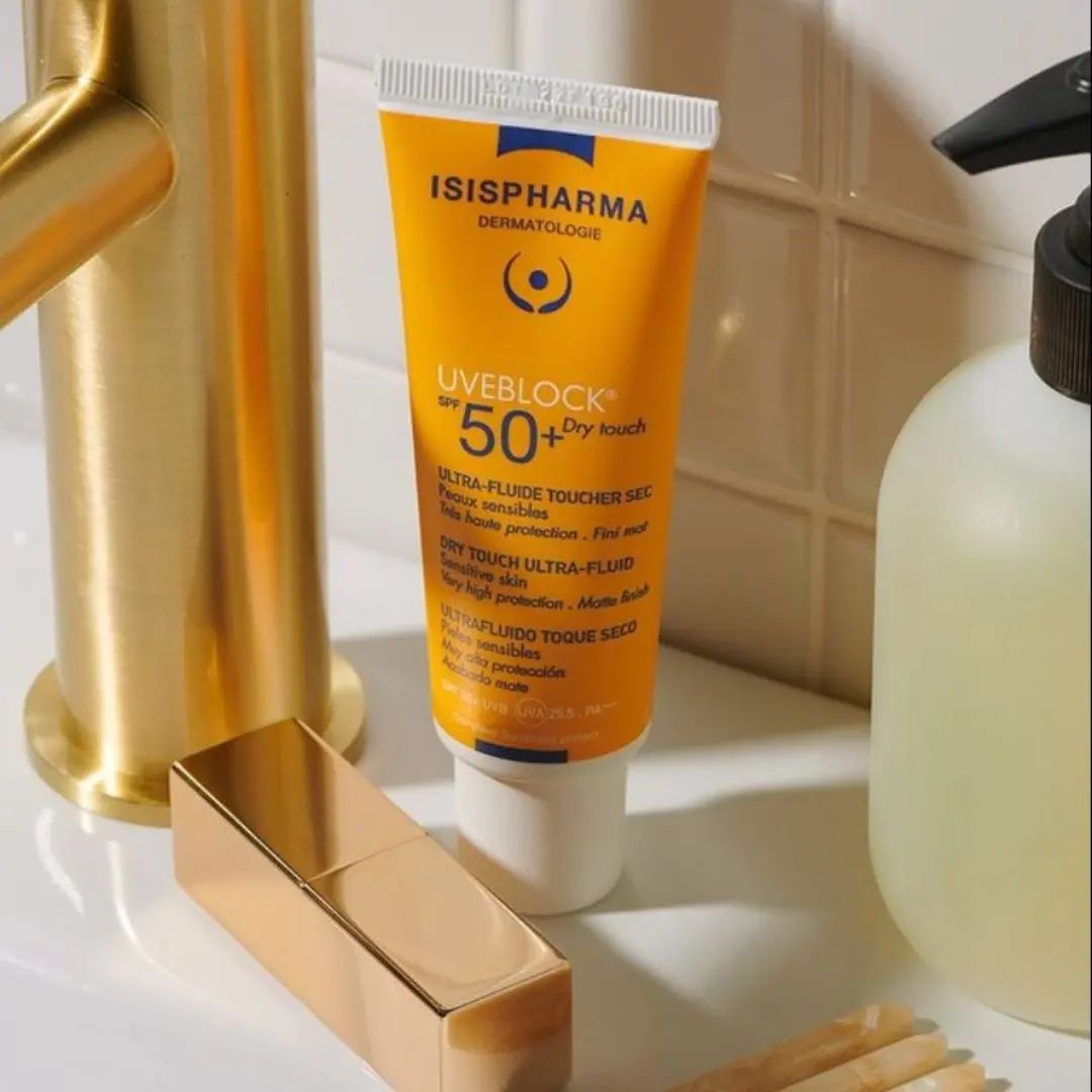 واقي شمس مطفي SPF50+ من إيزيس فارما | ISIS PHARMA Uveblock Mat SPF50+ 40 مل - EROS STORE