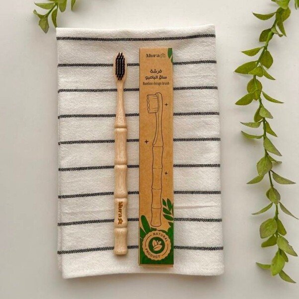 Bamboo stem toothbrush فرشة اسنان بتصميم ساق البامبو