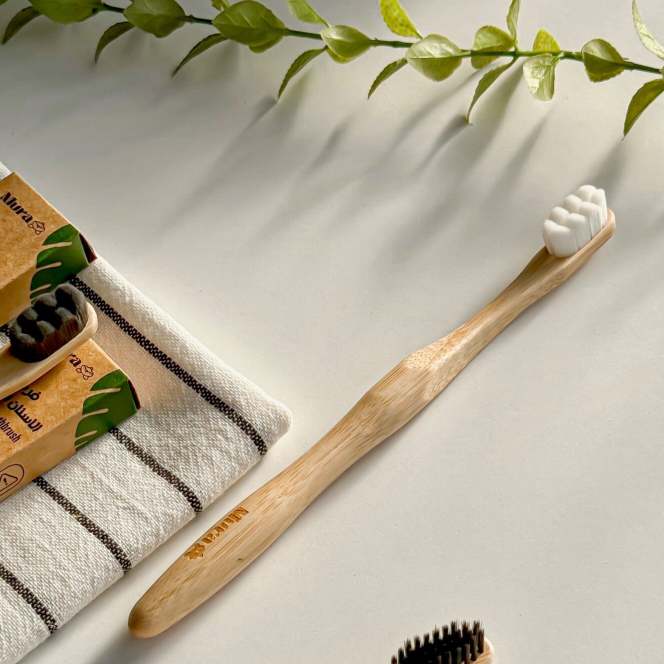 Mora Precision Toothbrush فرشة الاسنان الدقيقة من مورا