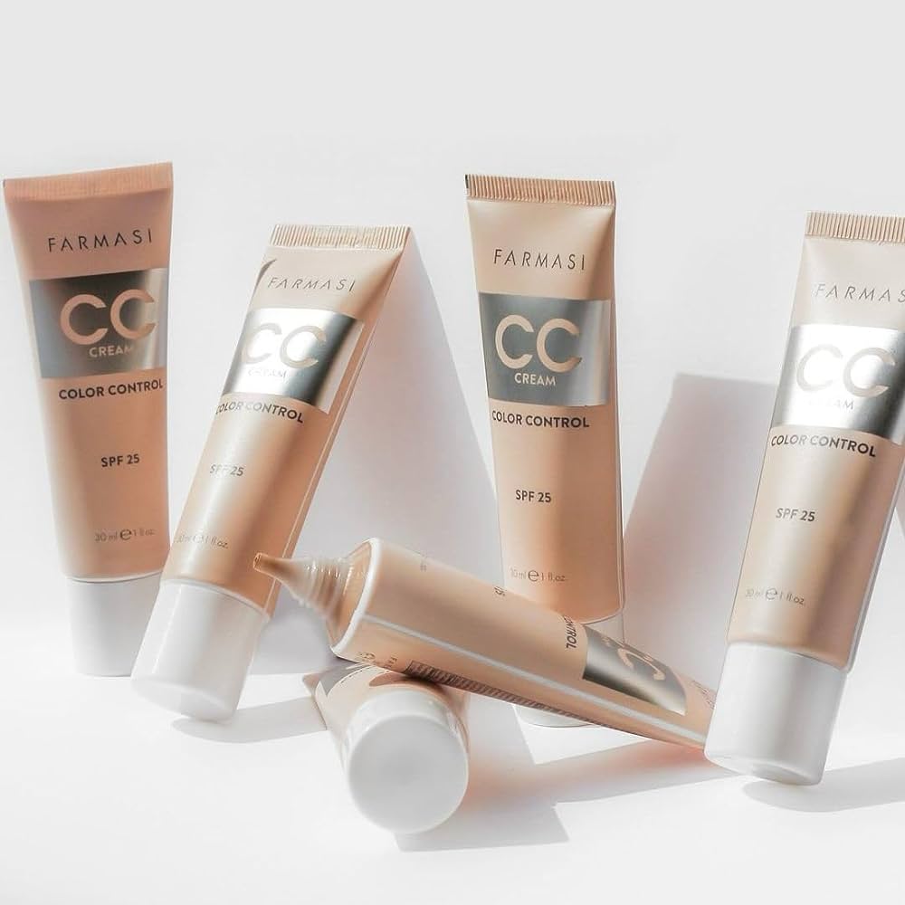سي سي كريم فاونديشن للبشرة الاعتيادية إلى الدهنية الإصدار الجديد من فارمسي | Pharmacy New Edition CC Cream Foundation for Normal to Oily Skin 01 فاتح - EROS STORE