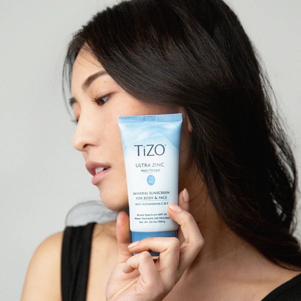 TIZO Ultra Zinc Body & Face Sunscreen NON Tinted Spf40 - 100g | تايزو واقي شمسي فيزيائي للجسم و الوجه شفافspf 40 - 100 غرام 100 g - EROS STORE